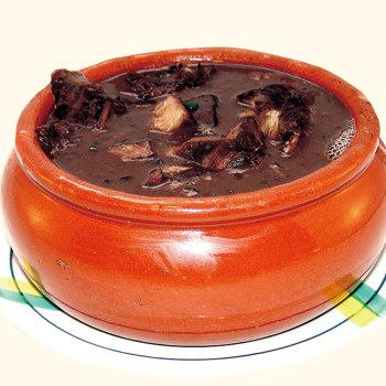 FEIJOADA (フェイジョアーダ)