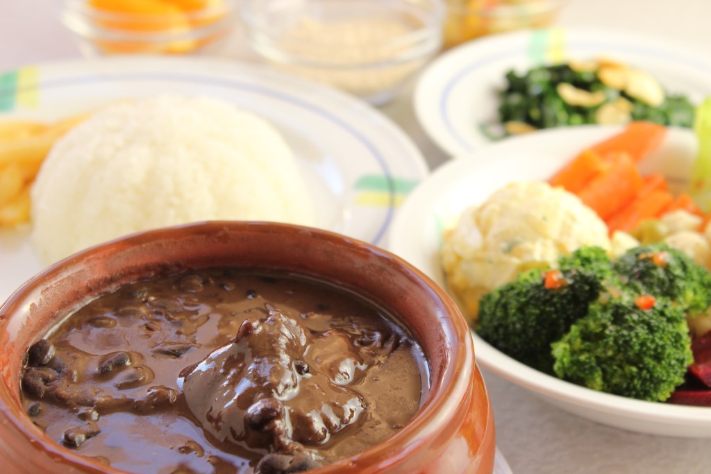 フェイジョアーダとライスのブラジル定番セット